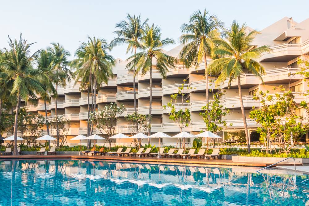 HOTELS & STAYS 